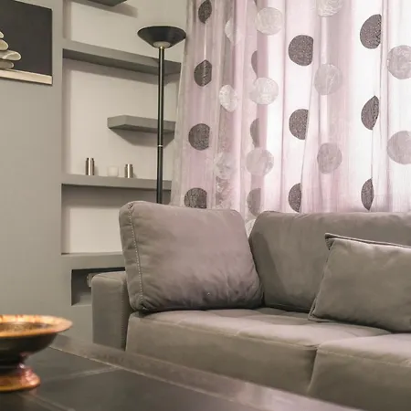 Cozy Near Of Apartment Tirana