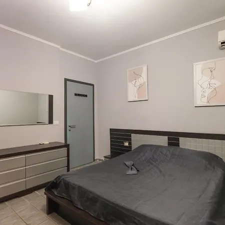 Cozy Near Of Apartment